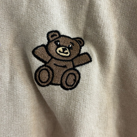 Boathouse teddy bear hoodie! - Picture 3 of 5